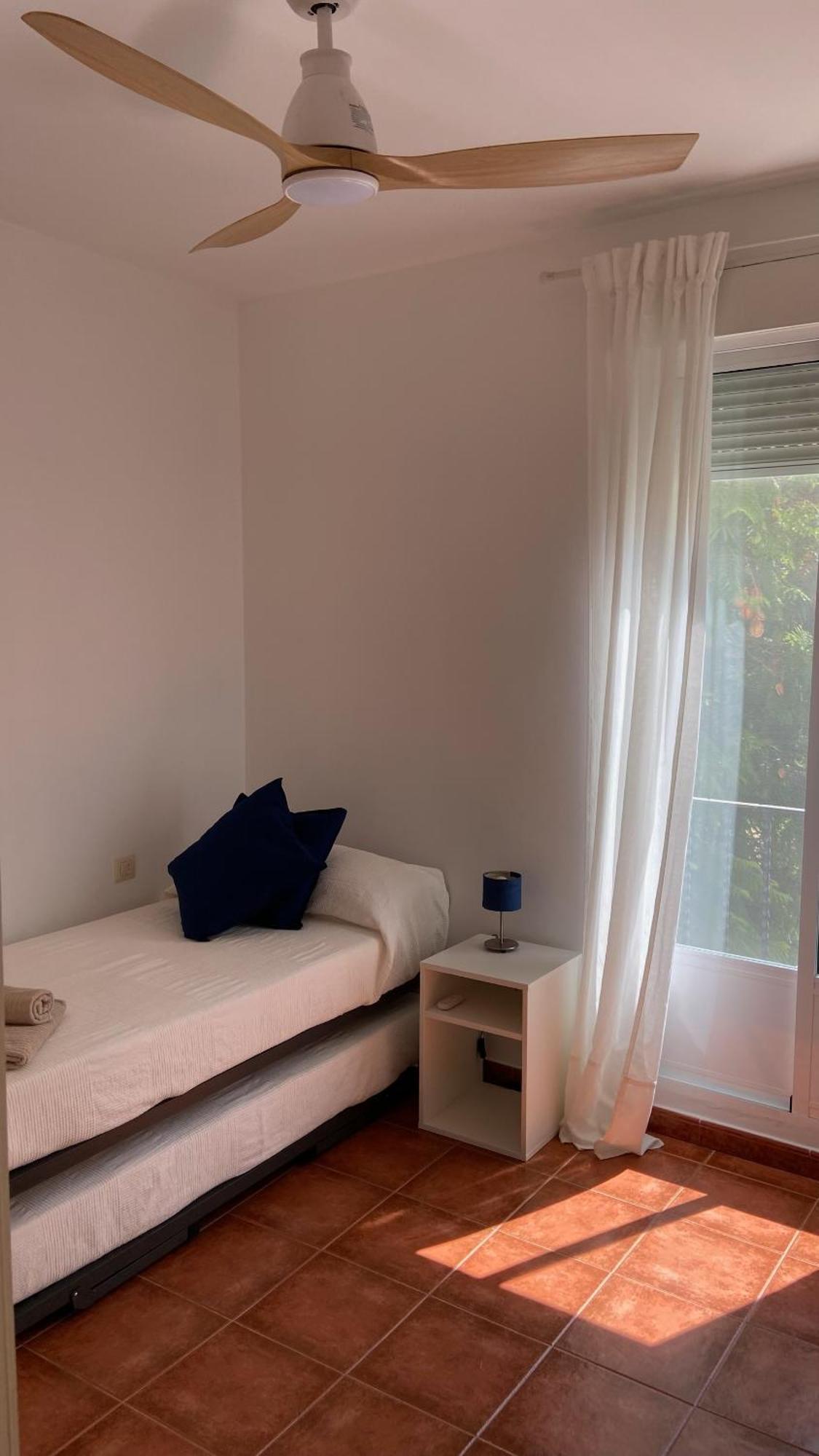 Beachside Getaway On 'pantoque' El Puerto de Santa Maria
